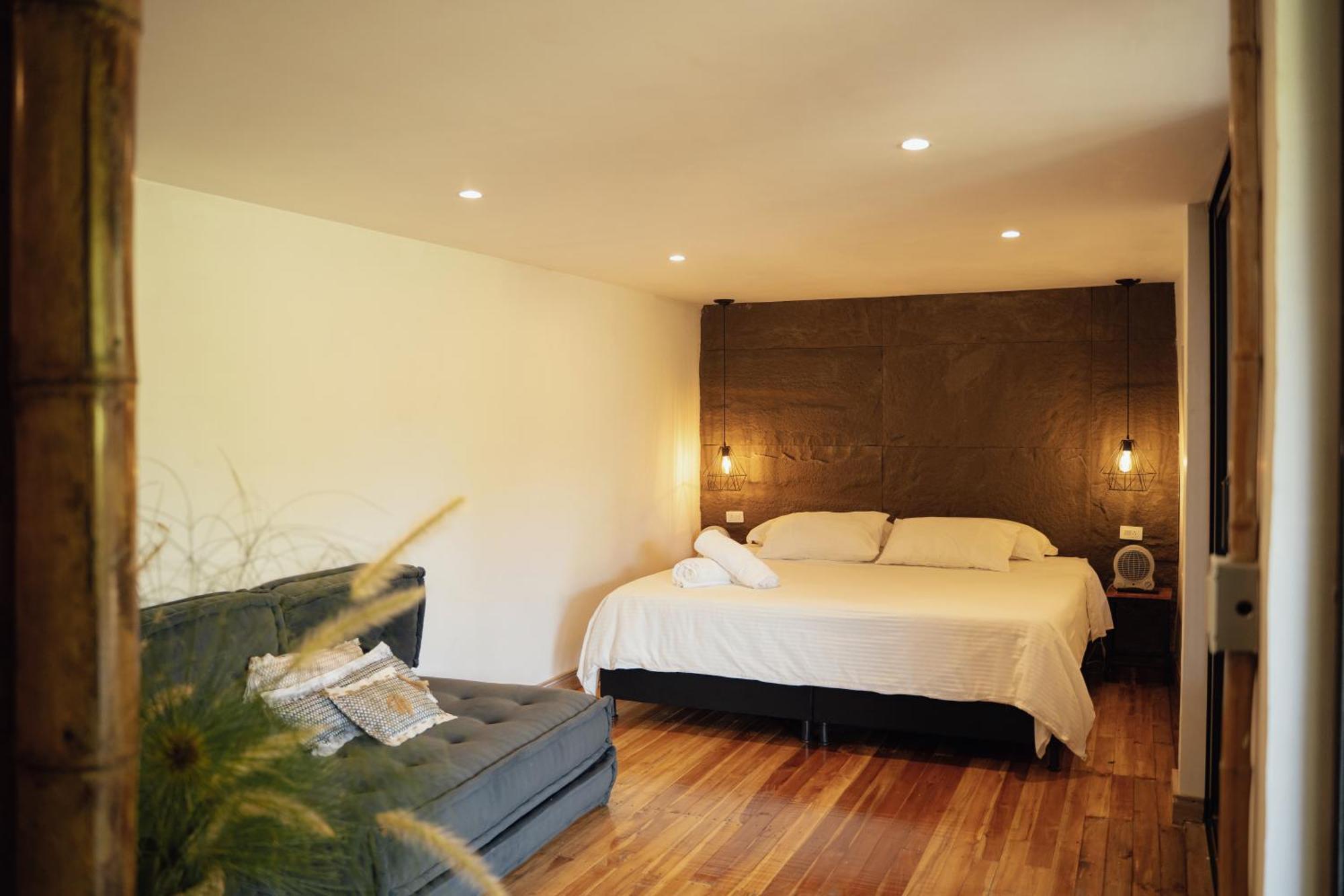 Ibuku Hotel Guatape - Chalets Eksteriør billede