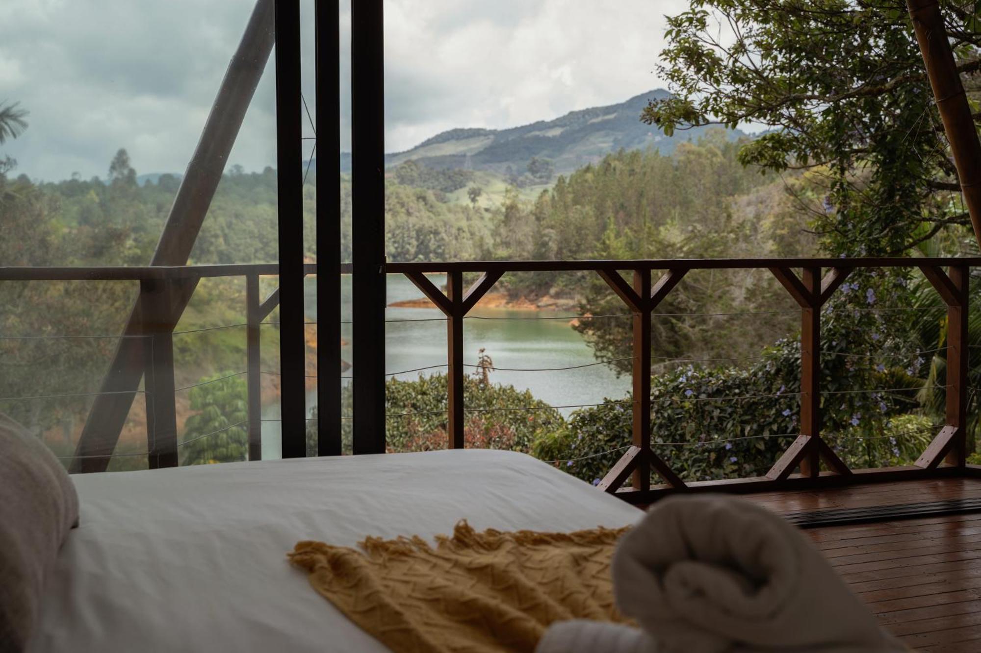 Ibuku Hotel Guatape - Chalets Eksteriør billede